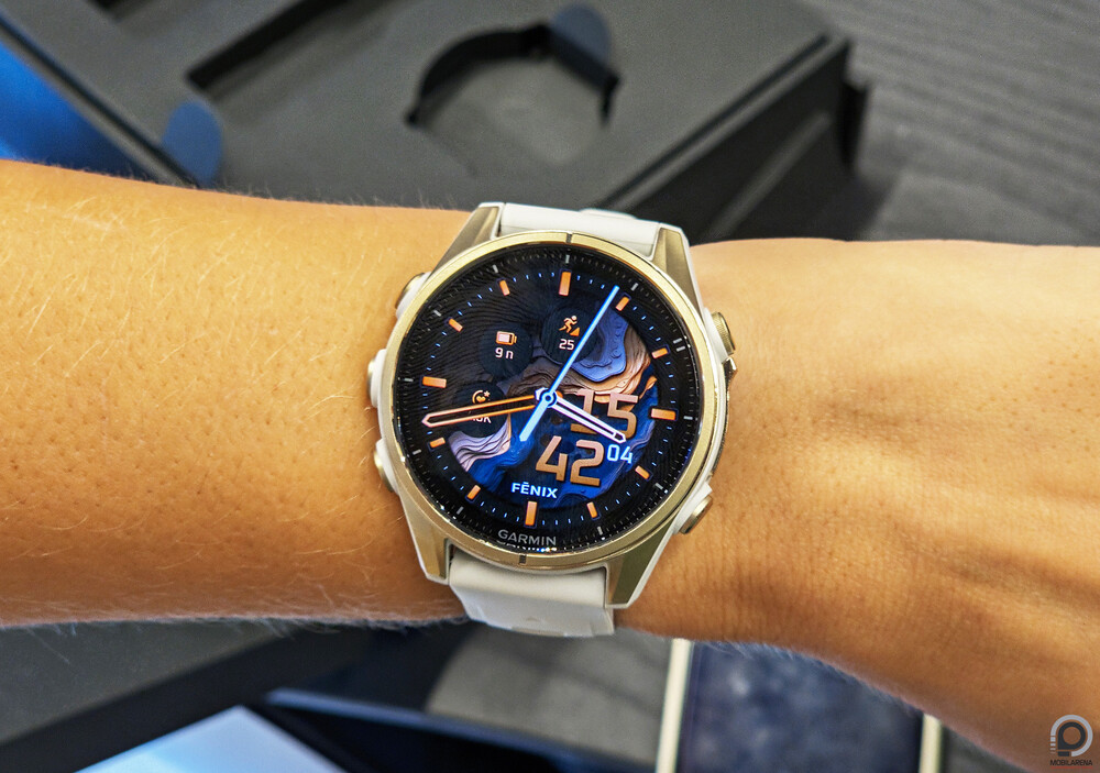 A Fenix 8 43 mm AMOLED