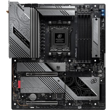 Balról jobbra: ASRock X870E Taichi, X870E Taichi Lite és Phantom Gaming X870E Nova WiFi