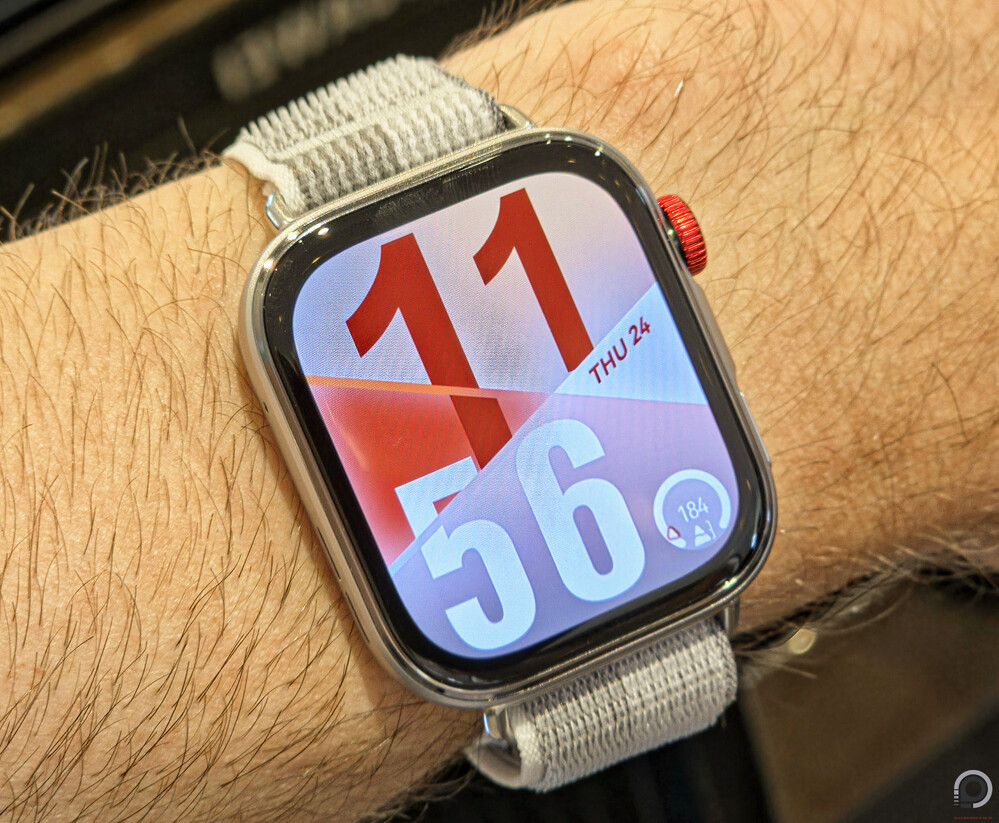 A Watch Fit 4